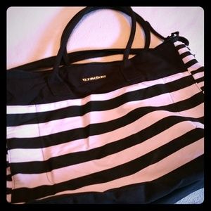 Large Victoria Secret tote.